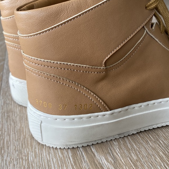 Common Projects mid top leather sneakers, size 37! - Picture 7 of 11